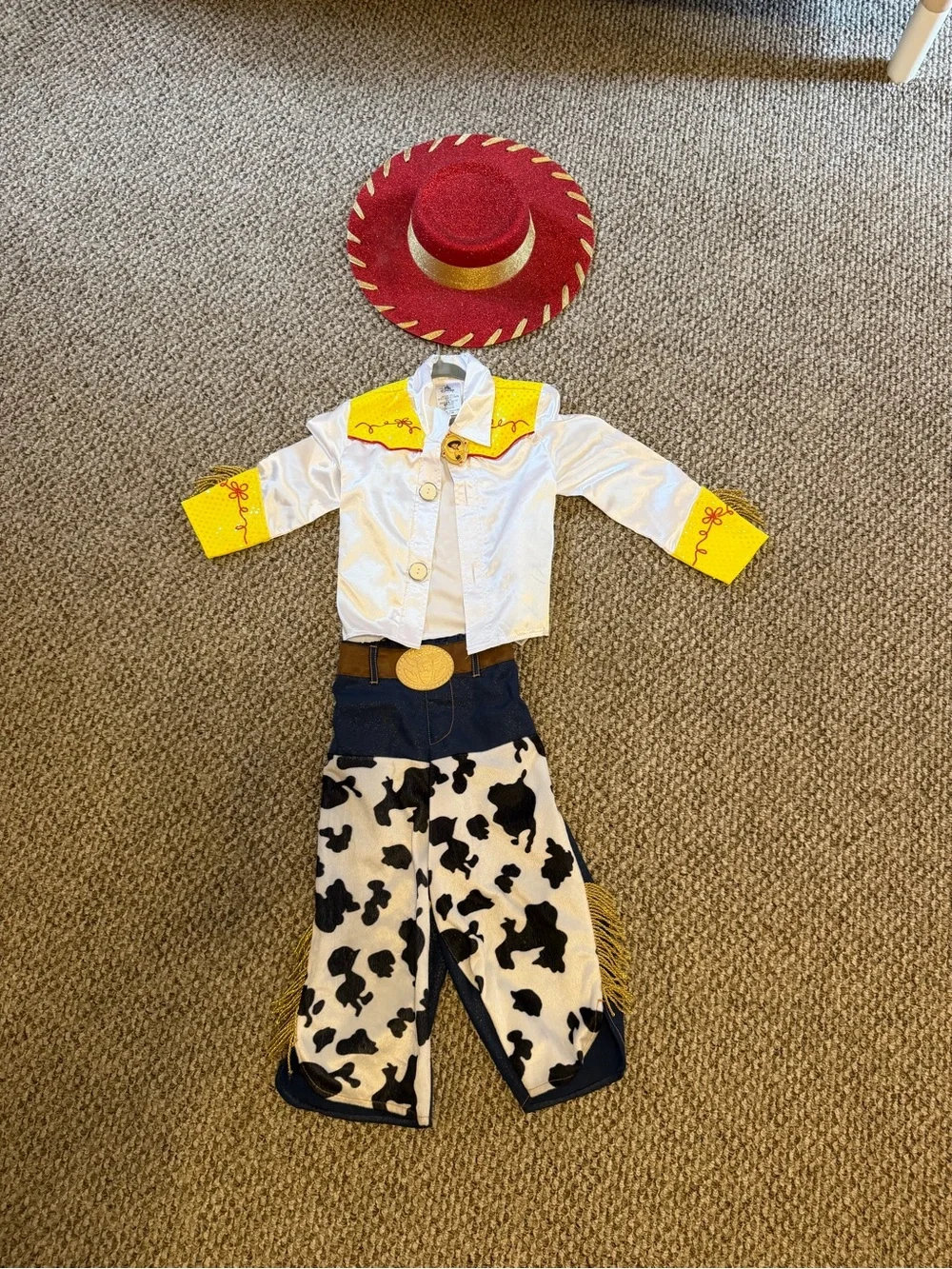Disney Cowgirl Outfit in White, Yellow, Black